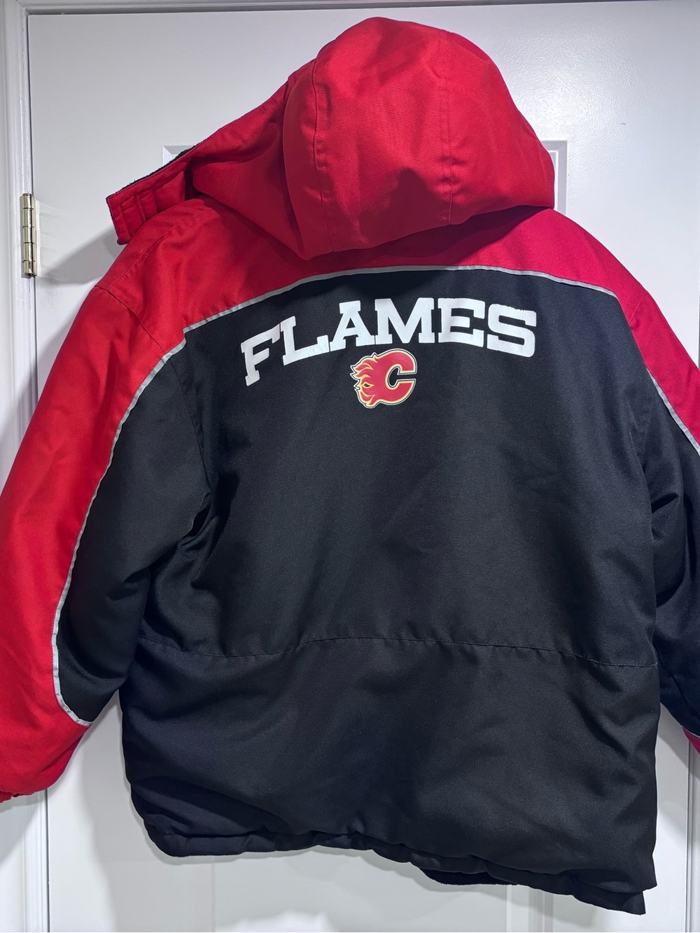 Calgary Flames Jacket - Picture 2 of 7